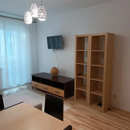 Przy Metrze Kabaty Lägenhet *