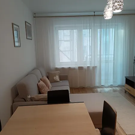 Przy Metrze Kabaty Apartment