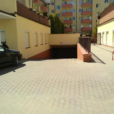 Przy Metrze Kabaty Apartment